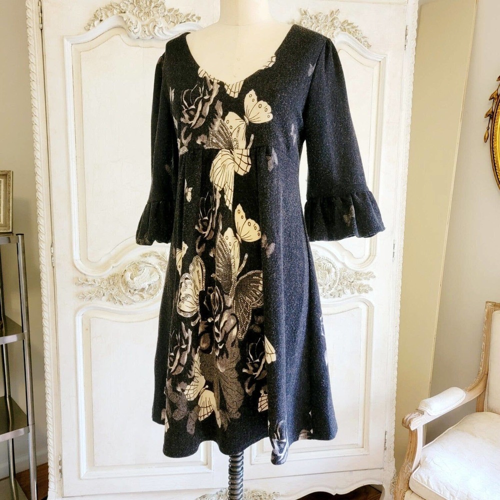 DILY Boho  Black Floral Ruffle sleeve Dress Size Medium (8-10) feels like wool